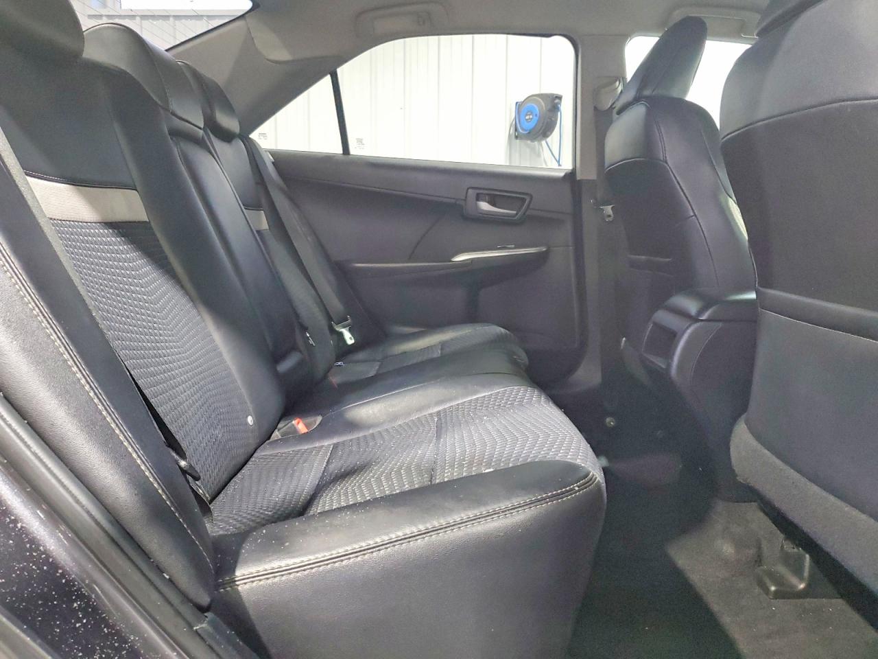 2014 TOYOTA CAMRY L photo 10