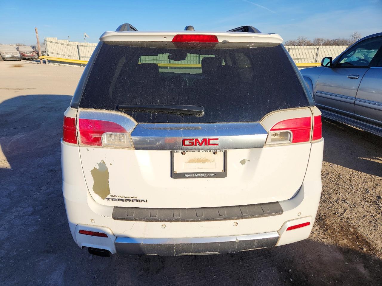 2015 GMC TERRAIN DENALI photo 11