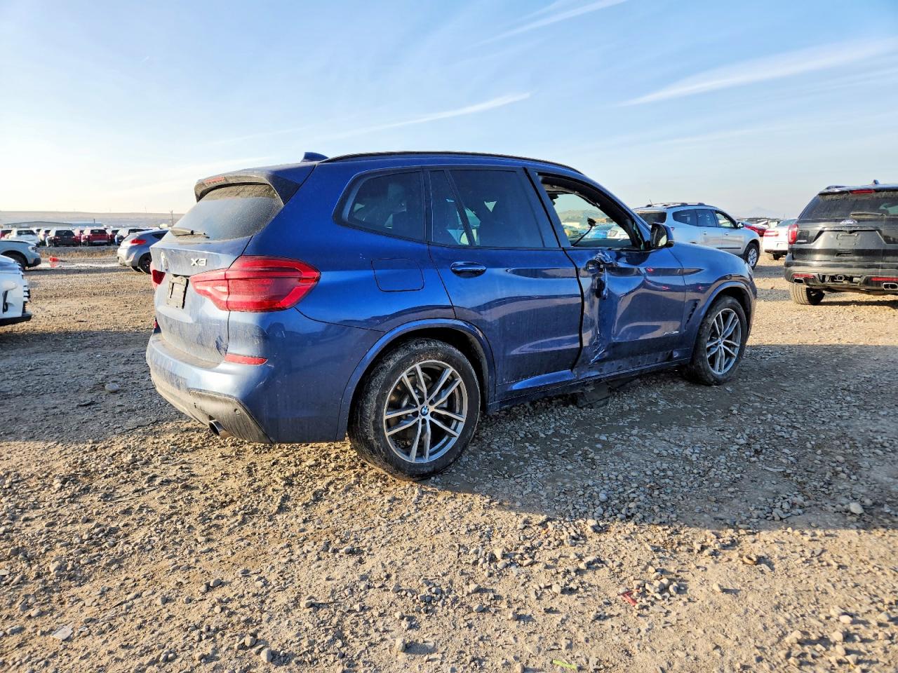 2018 BMW X3 XDRIVE30I photo 3