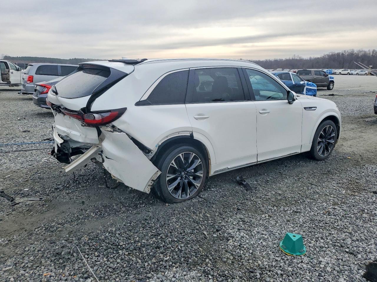 2024 MAZDA CX-90 photo 5