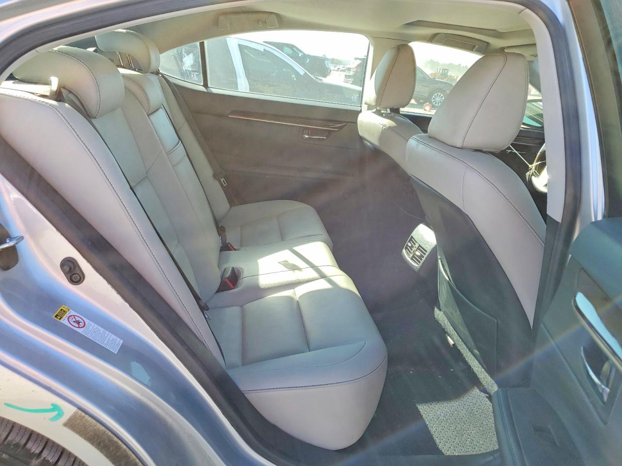 2013 LEXUS ES 350 photo 10