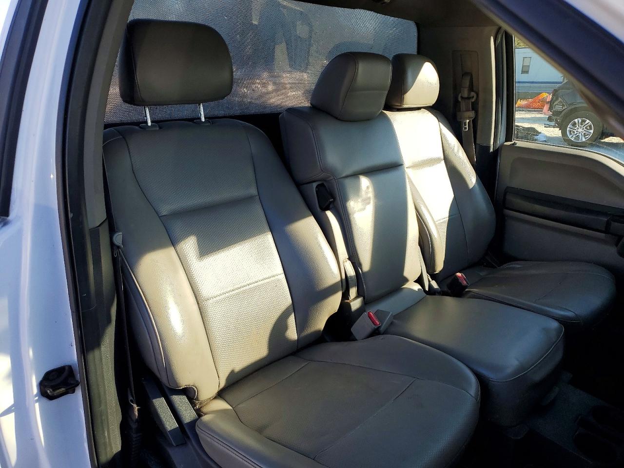 2017 FORD F150 photo 10