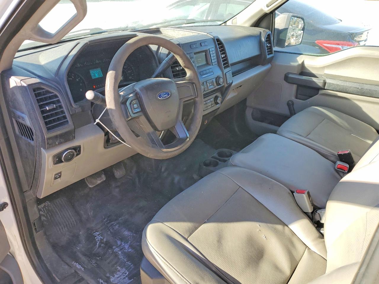 2017 FORD F150 photo 8