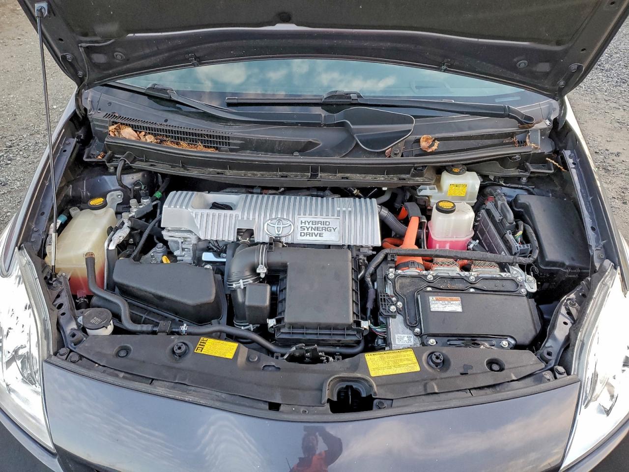 2014 TOYOTA PRIUS photo 11