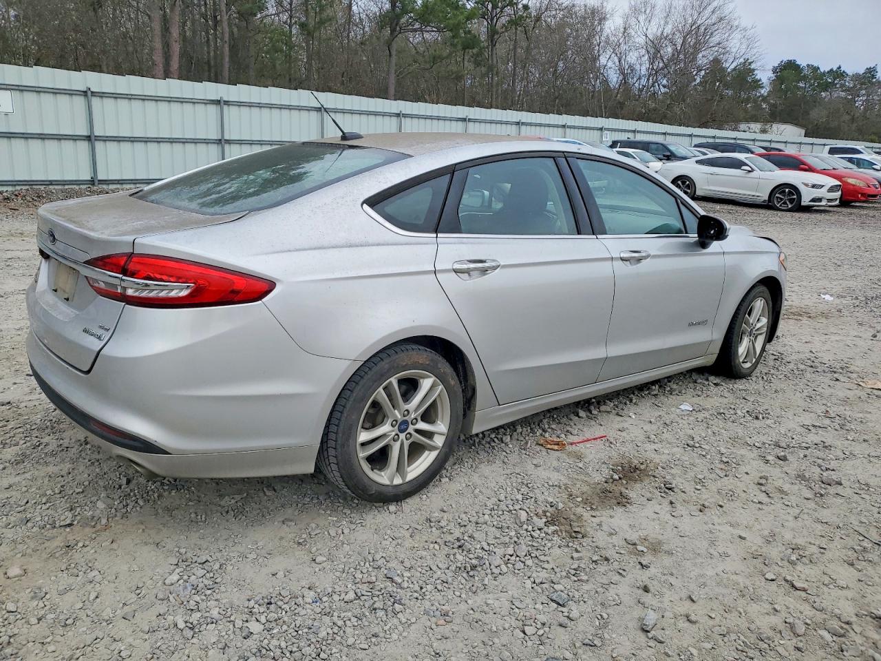 2018 FORD FUSION SE HYBRID photo 3