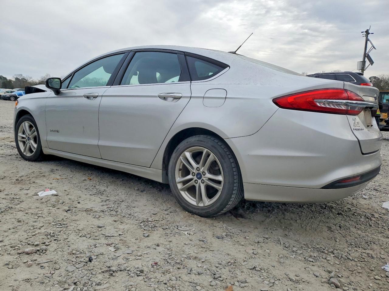 2018 FORD FUSION SE HYBRID photo 2