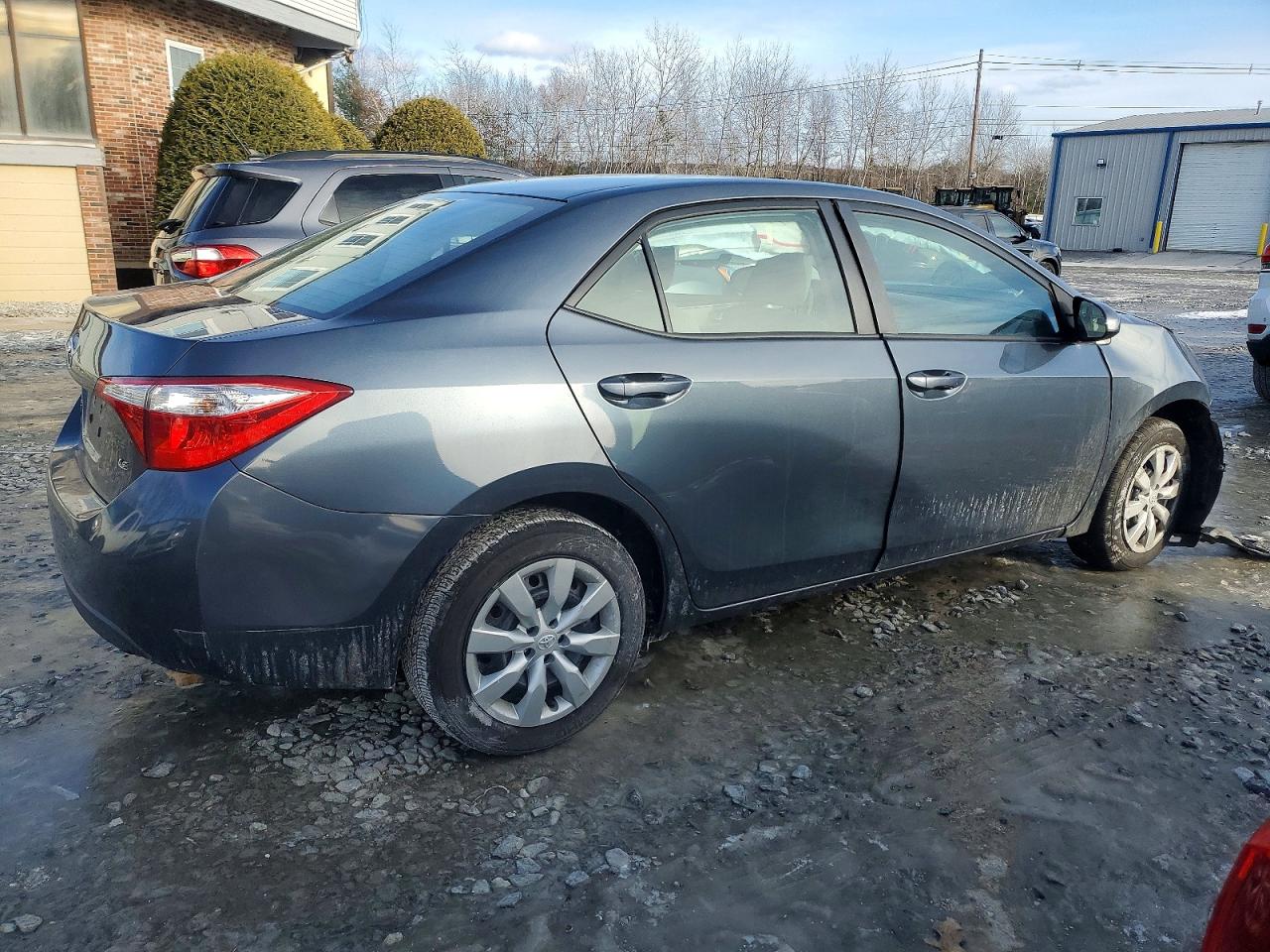 2016 TOYOTA COROLLA L photo 3