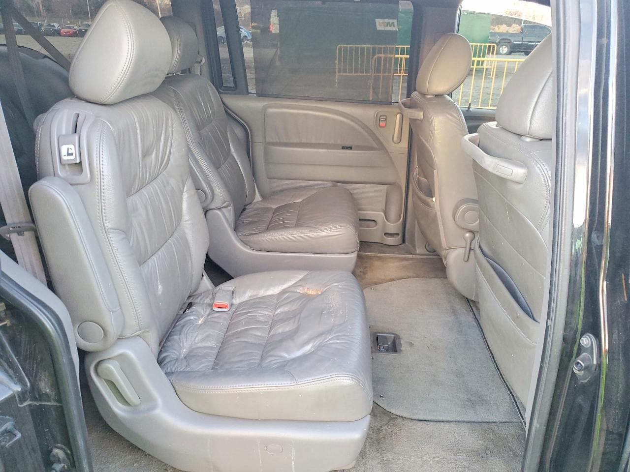 2010 HONDA ODYSSEY TOURING photo 11