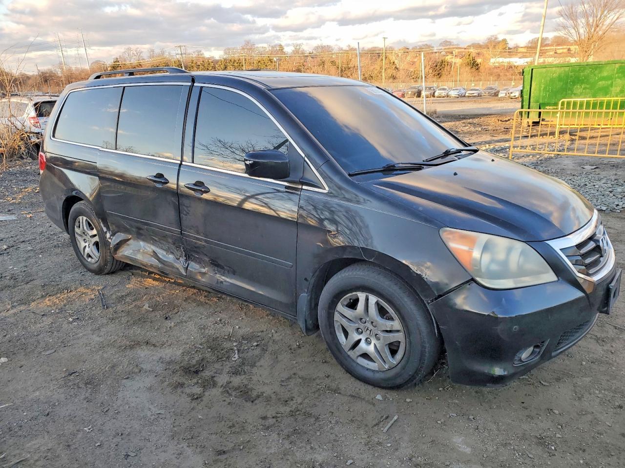 2010 HONDA ODYSSEY TOURING photo 4