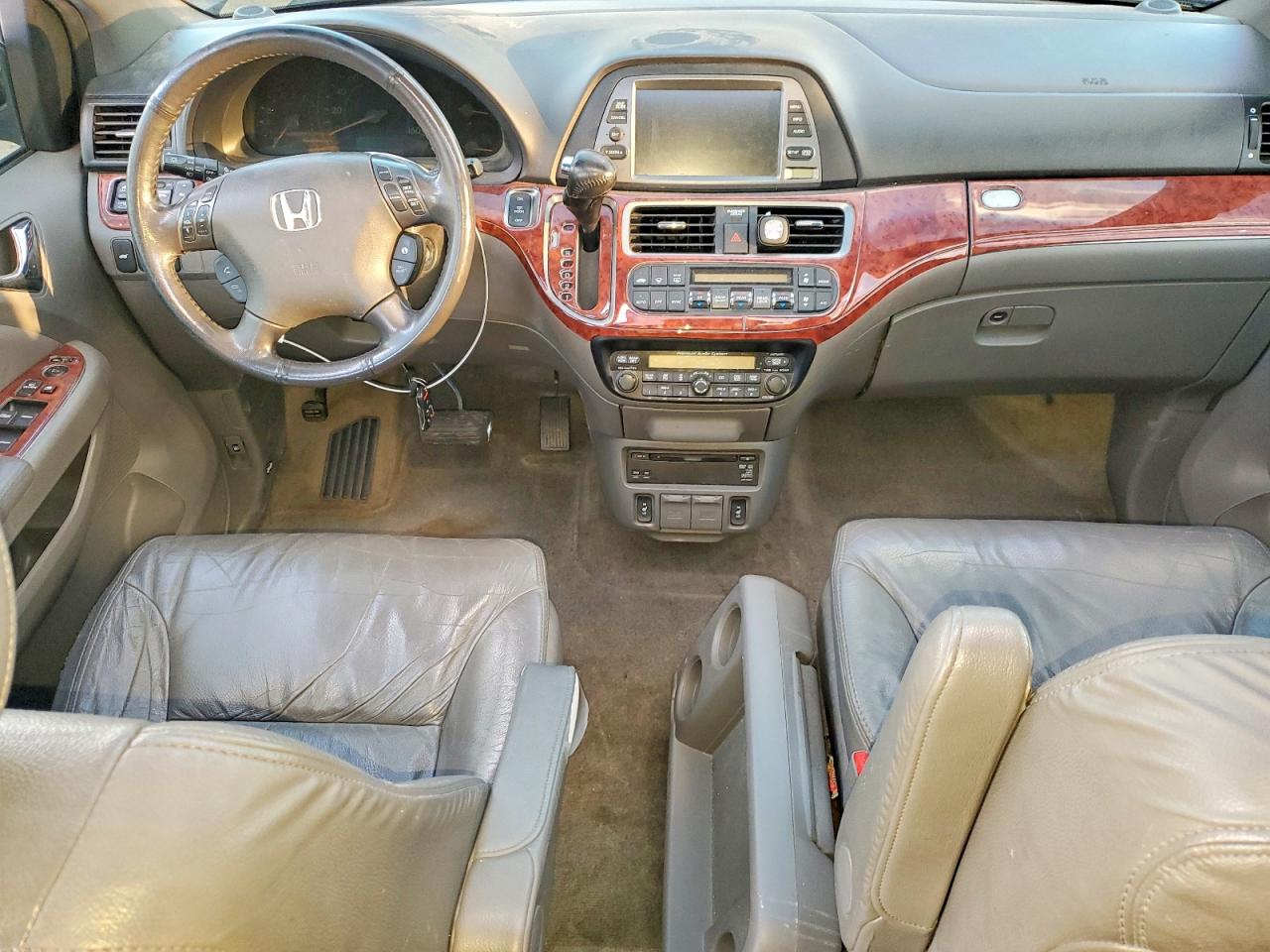 2010 HONDA ODYSSEY TOURING photo 8