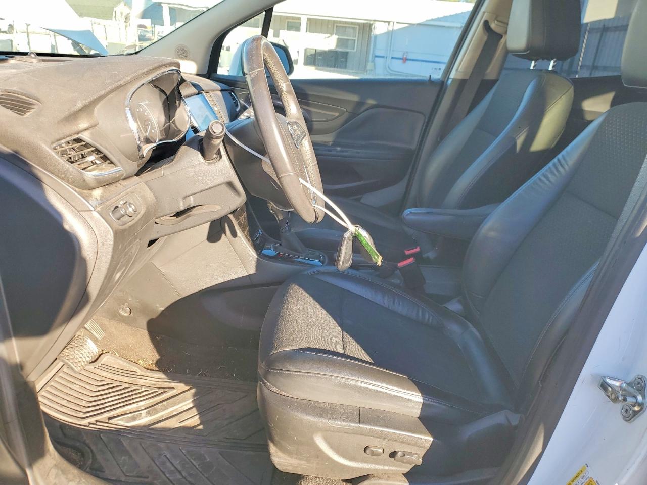 2017 BUICK ENCORE PREFERRED photo 7