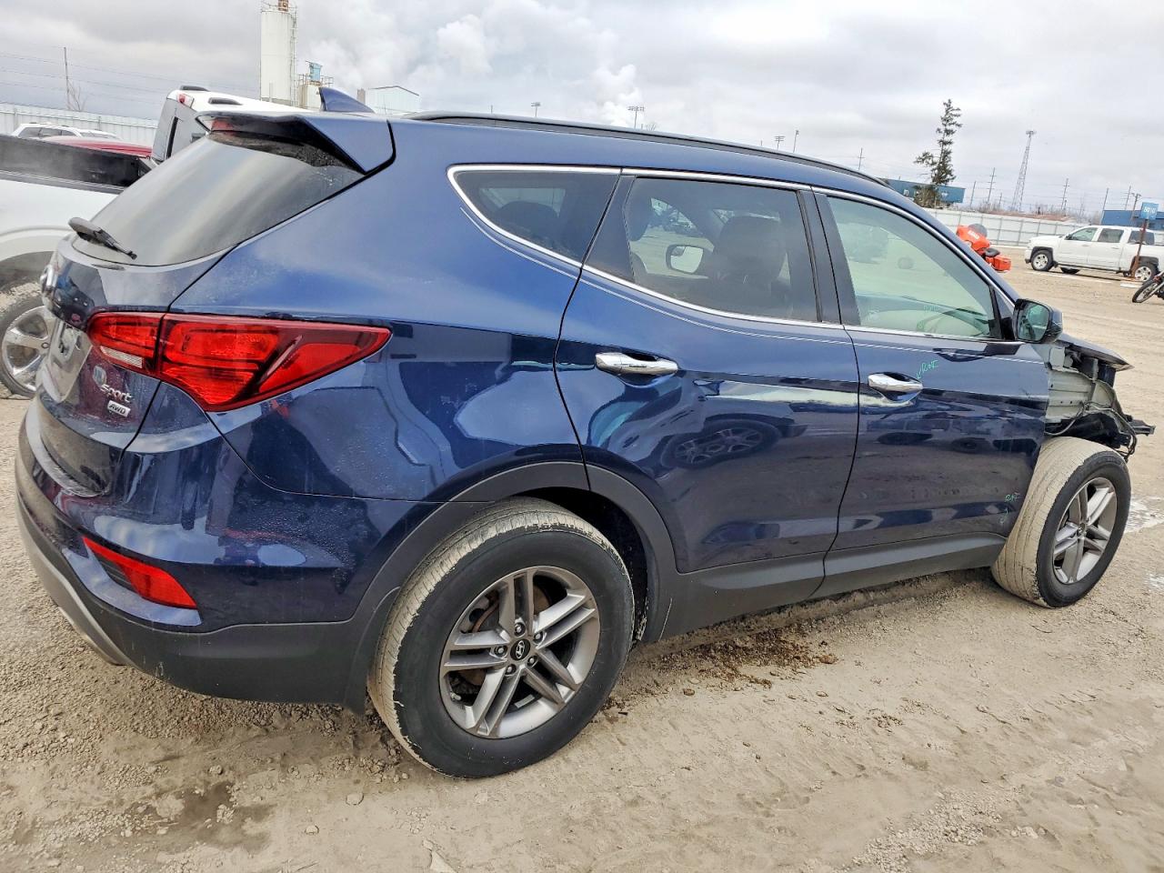 2017 HYUNDAI SANTA FE SPORT photo 3