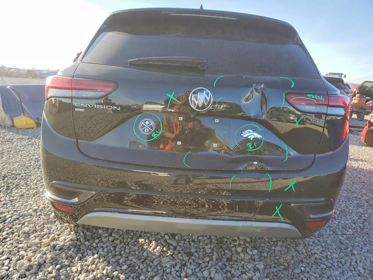 2023 BUICK ENVISION ESSENCE photo 6