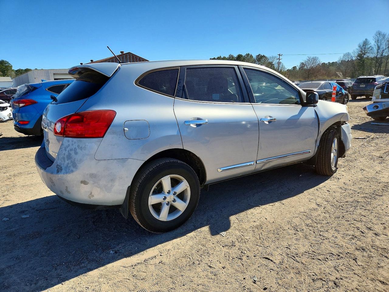 2013 NISSAN ROGUE S photo 3