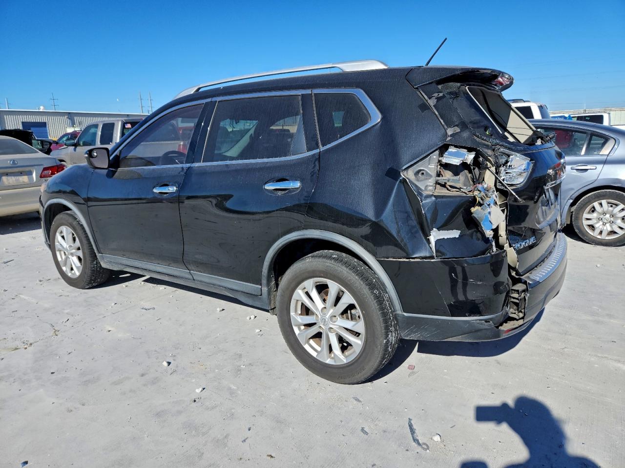 2016 NISSAN ROGUE S photo 2