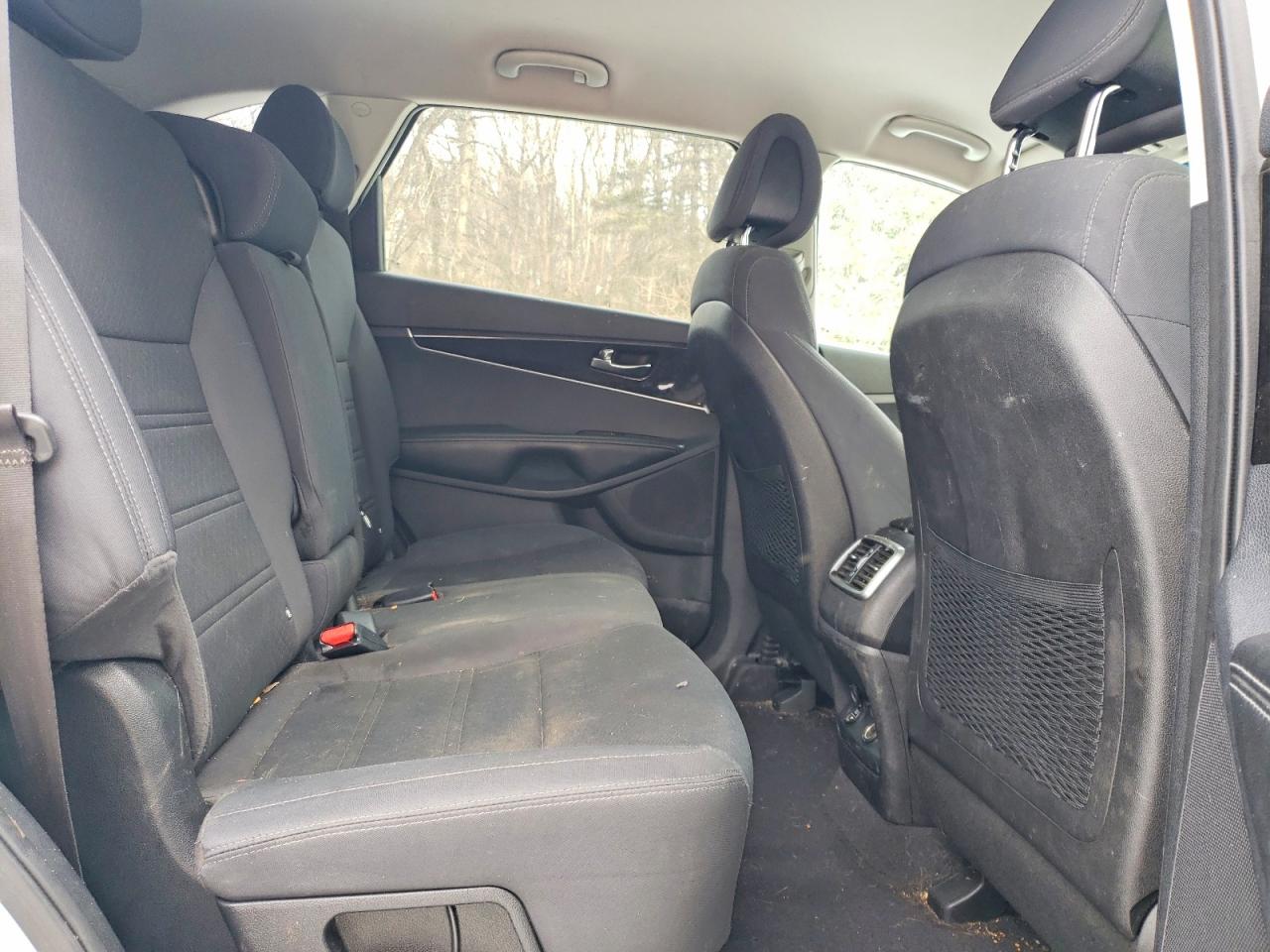 2016 KIA SORENTO LX photo 21