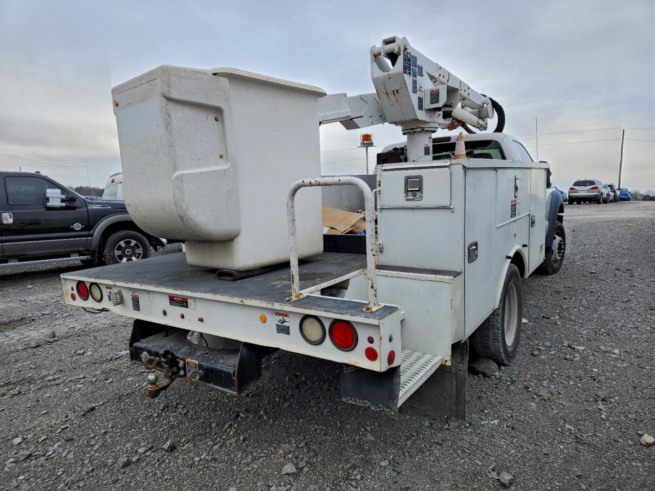 2015 FORD F550 SUPER DUTY BUCKET TRUCK photo 3