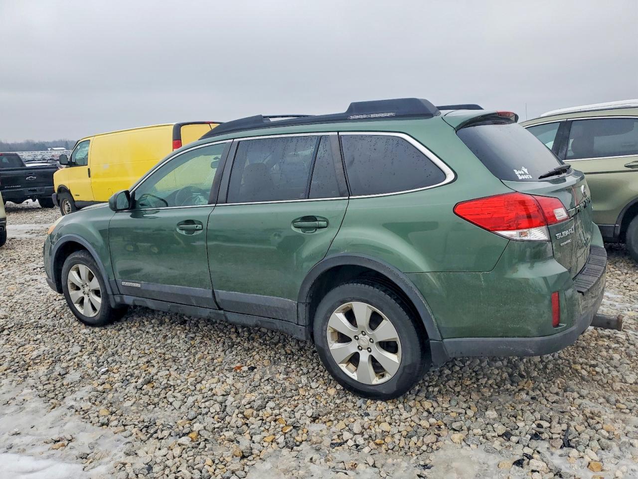 2010 SUBARU OUTBACK 2.5I PREMIUM photo 2