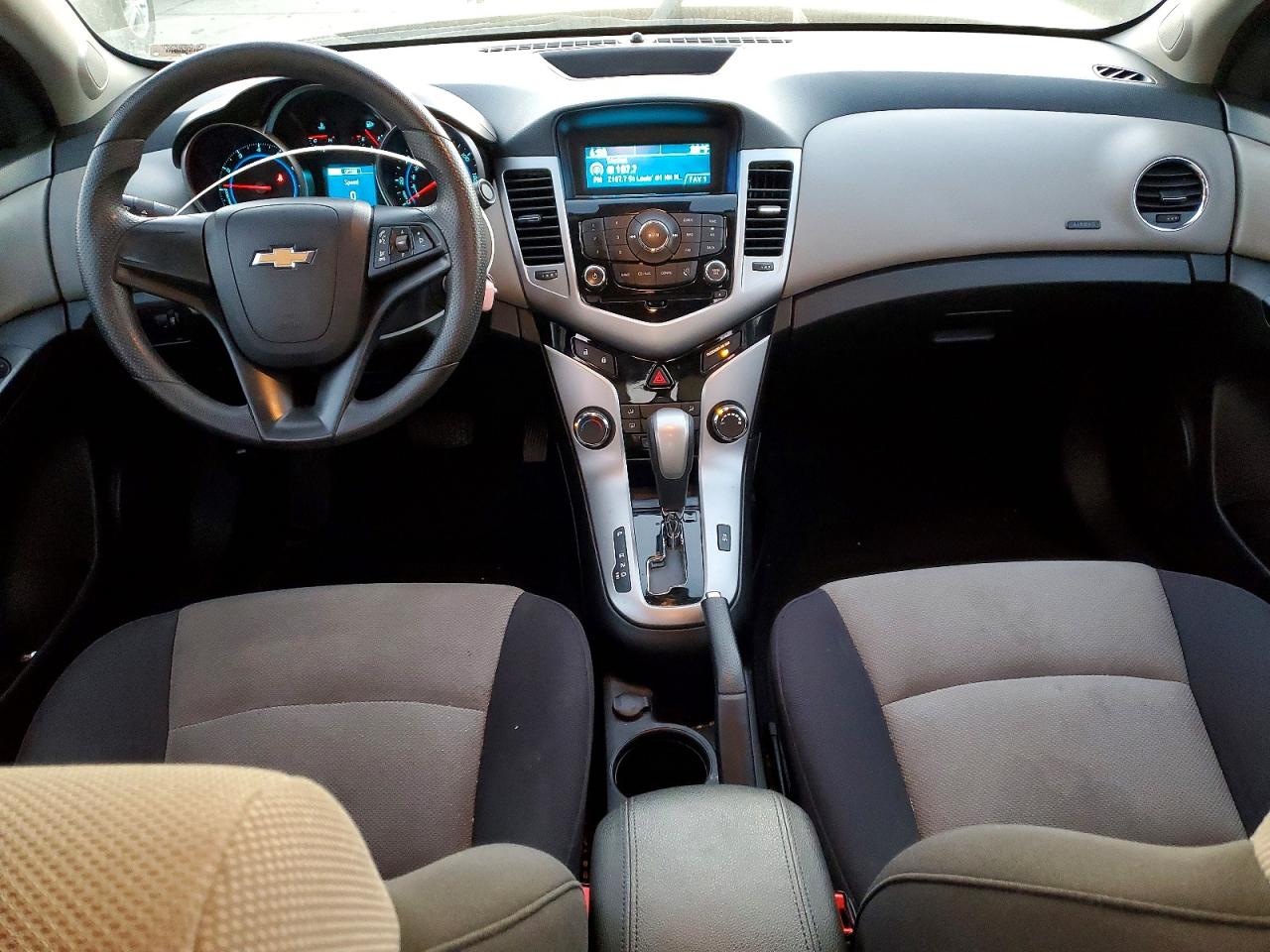 2014 CHEVROLET CRUZE LS photo 8