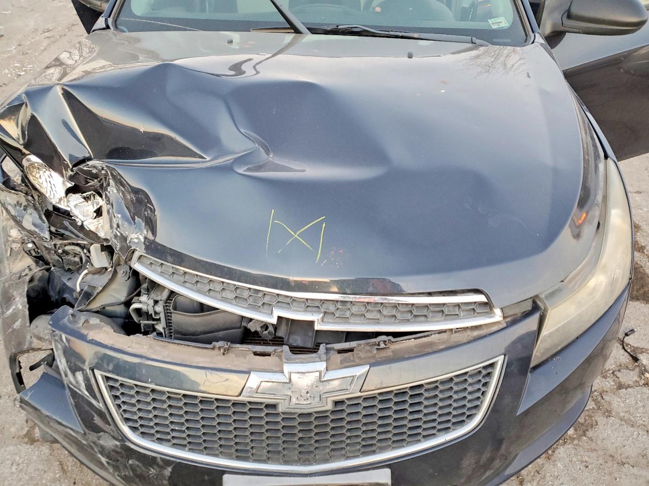 2014 CHEVROLET CRUZE LS photo 11