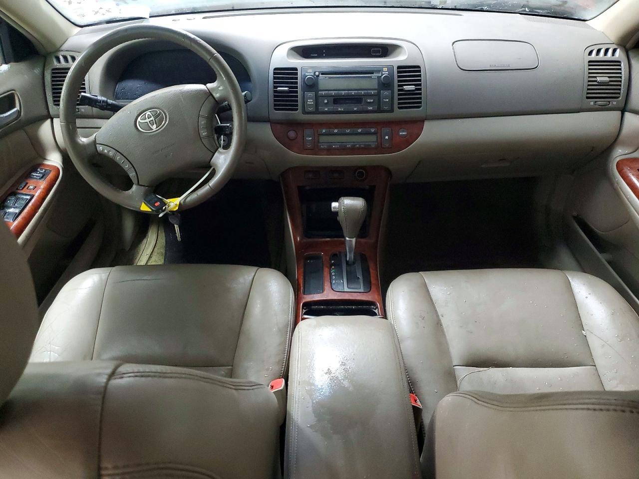 2005 TOYOTA CAMRY XLE V6 photo 15