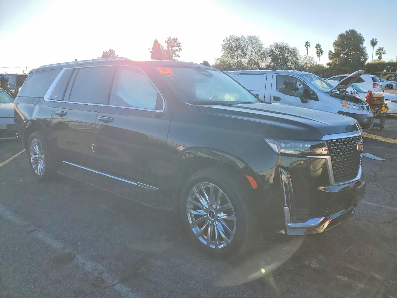 2023 CADILLAC ESCALADE ESV PREMIUM LUXURY photo 4