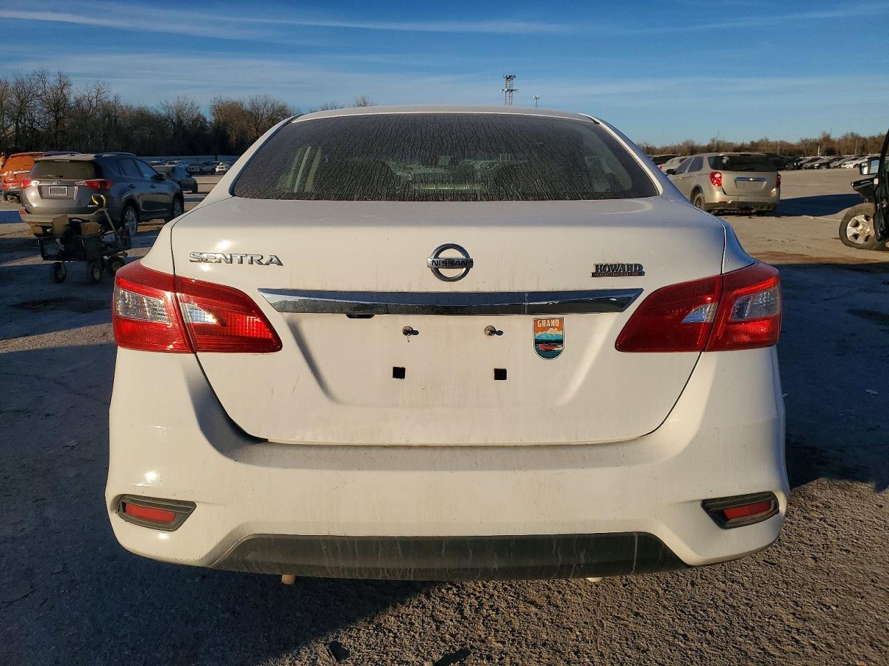 2018 NISSAN SENTRA S photo 6