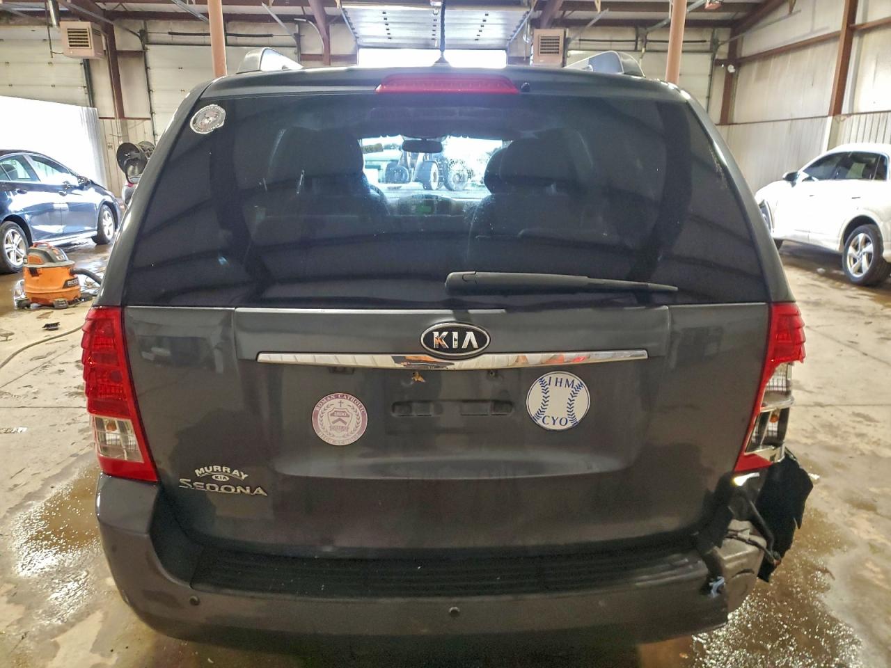 2012 KIA SEDONA LX photo 6