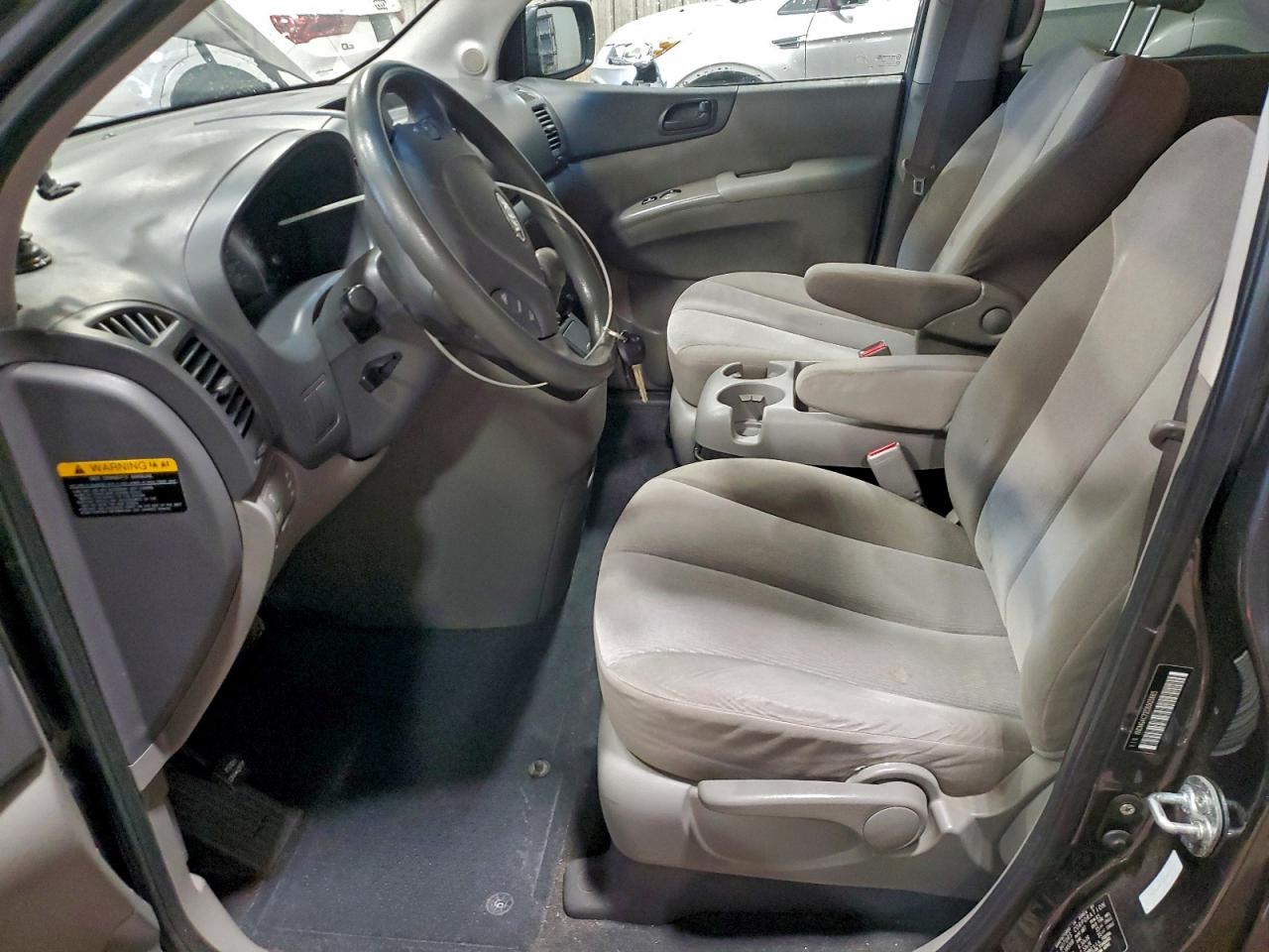 2012 KIA SEDONA LX photo 7