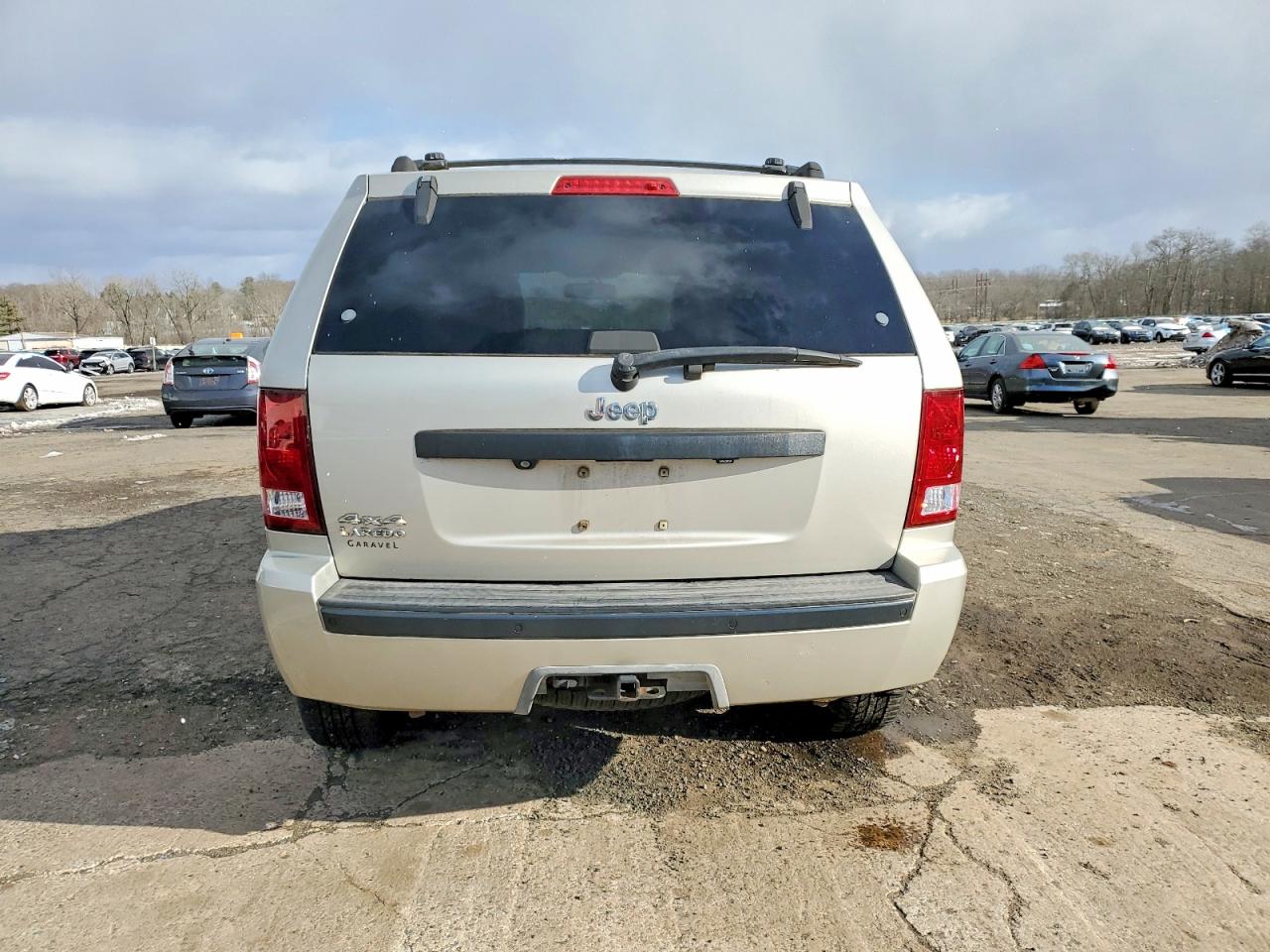 2008 JEEP GRAND CHEROKEE LAREDO photo 6