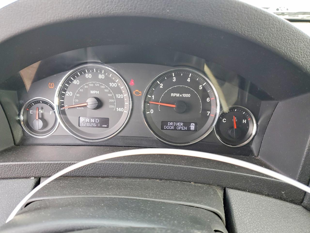 2008 JEEP GRAND CHEROKEE LAREDO photo 9