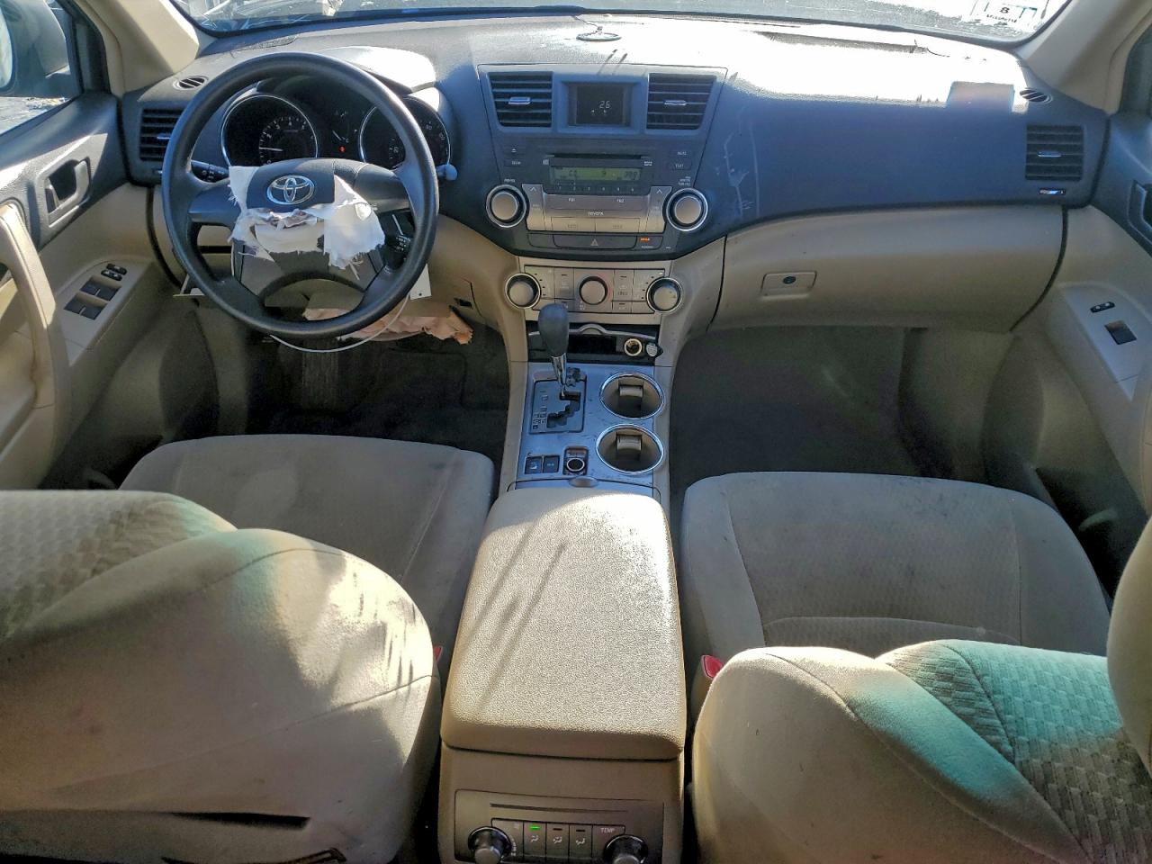 2010 TOYOTA HIGHLANDER photo 8
