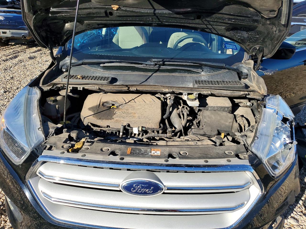 2017 FORD ESCAPE SE photo 12