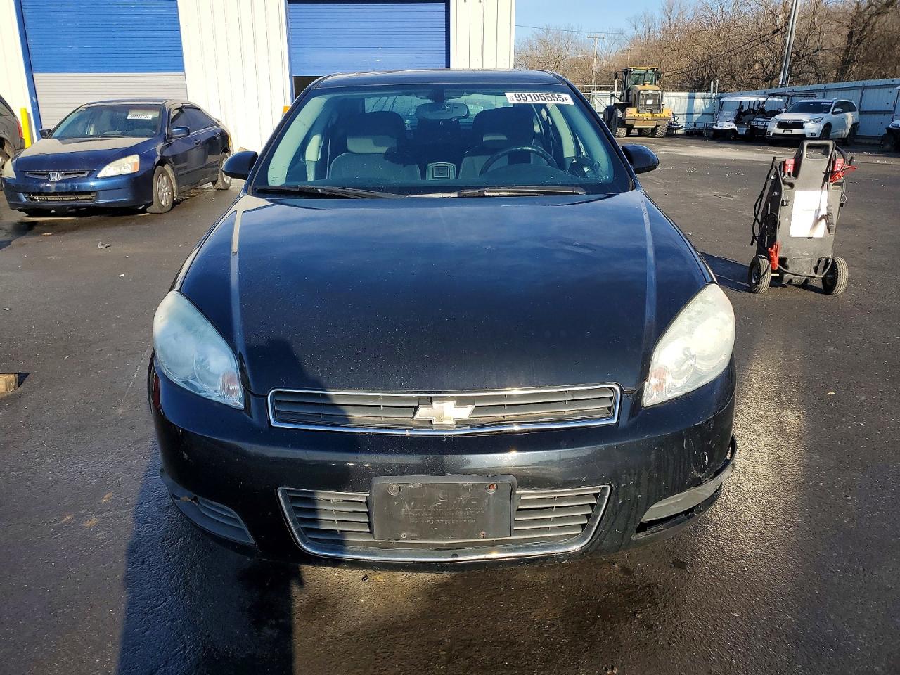 2011 CHEVROLET IMPALA LT photo 5