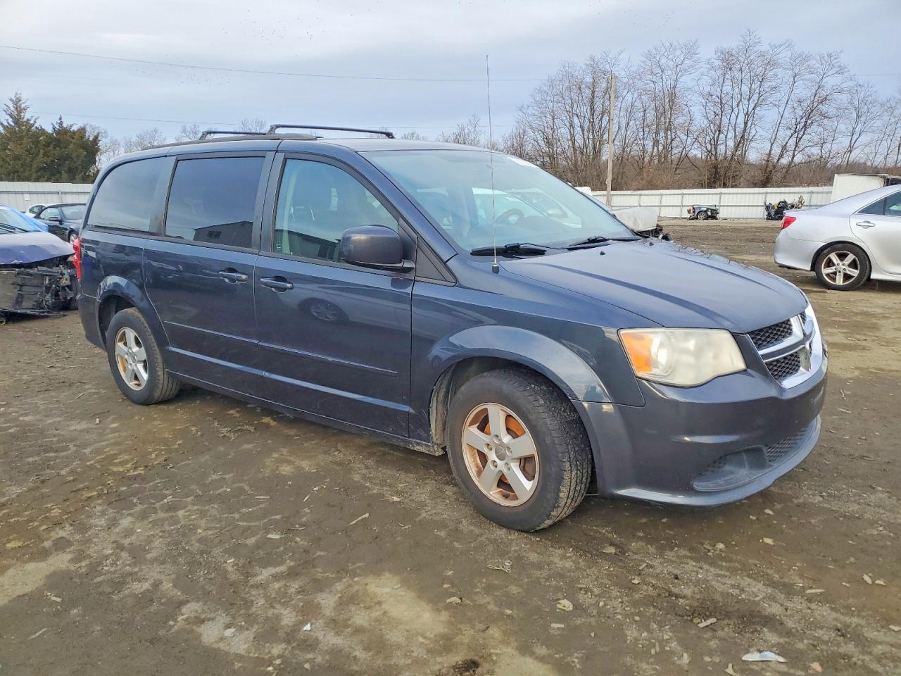 2013 DODGE GRAND CARAVAN SXT photo 7