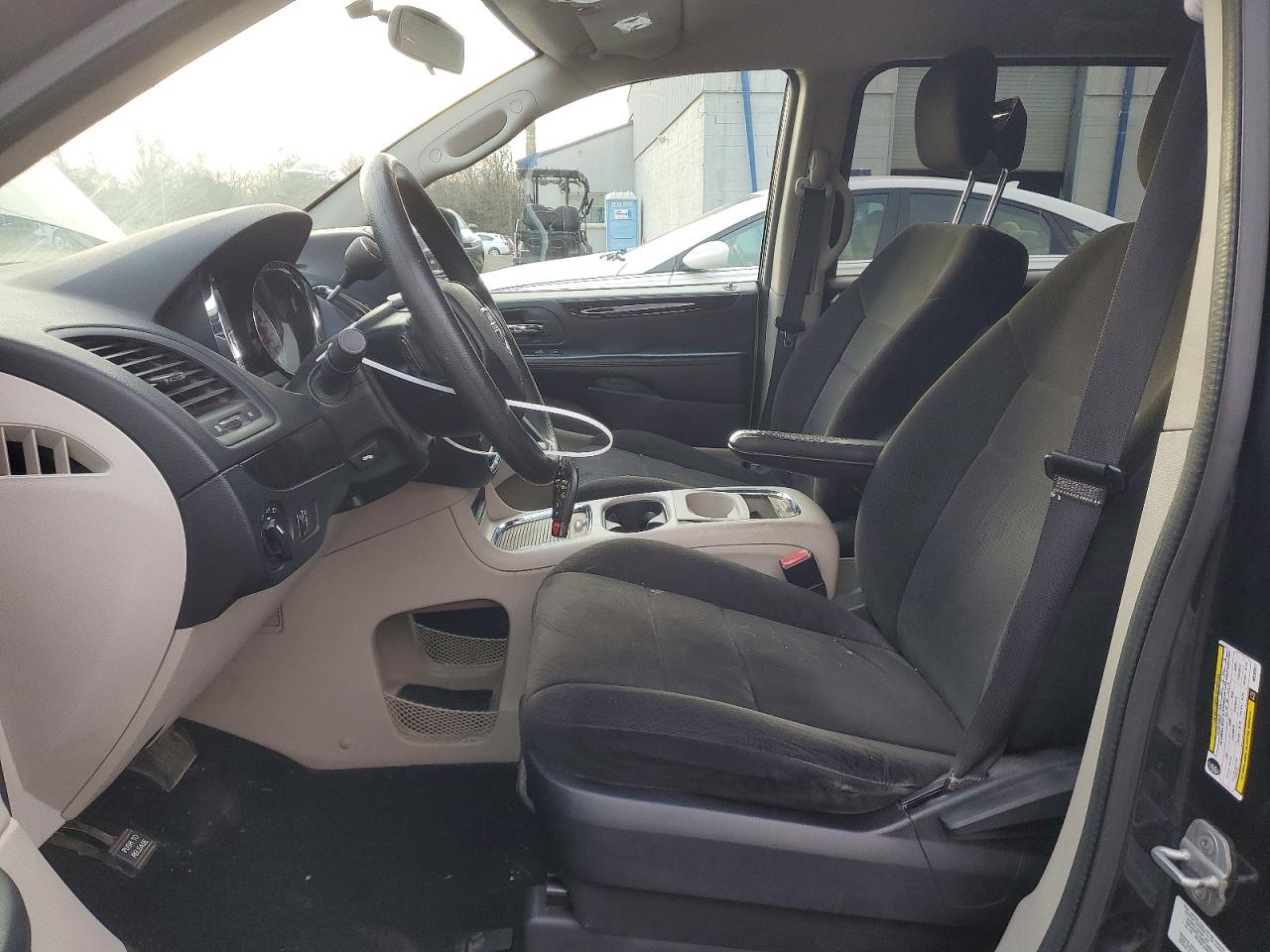 2013 DODGE GRAND CARAVAN SXT photo 13