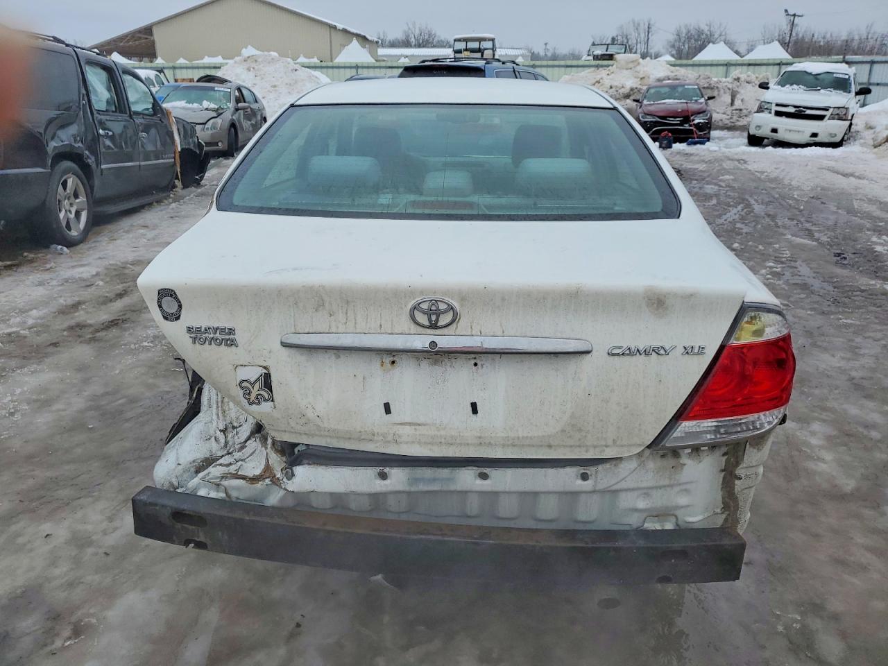 2005 TOYOTA CAMRY LE photo 6