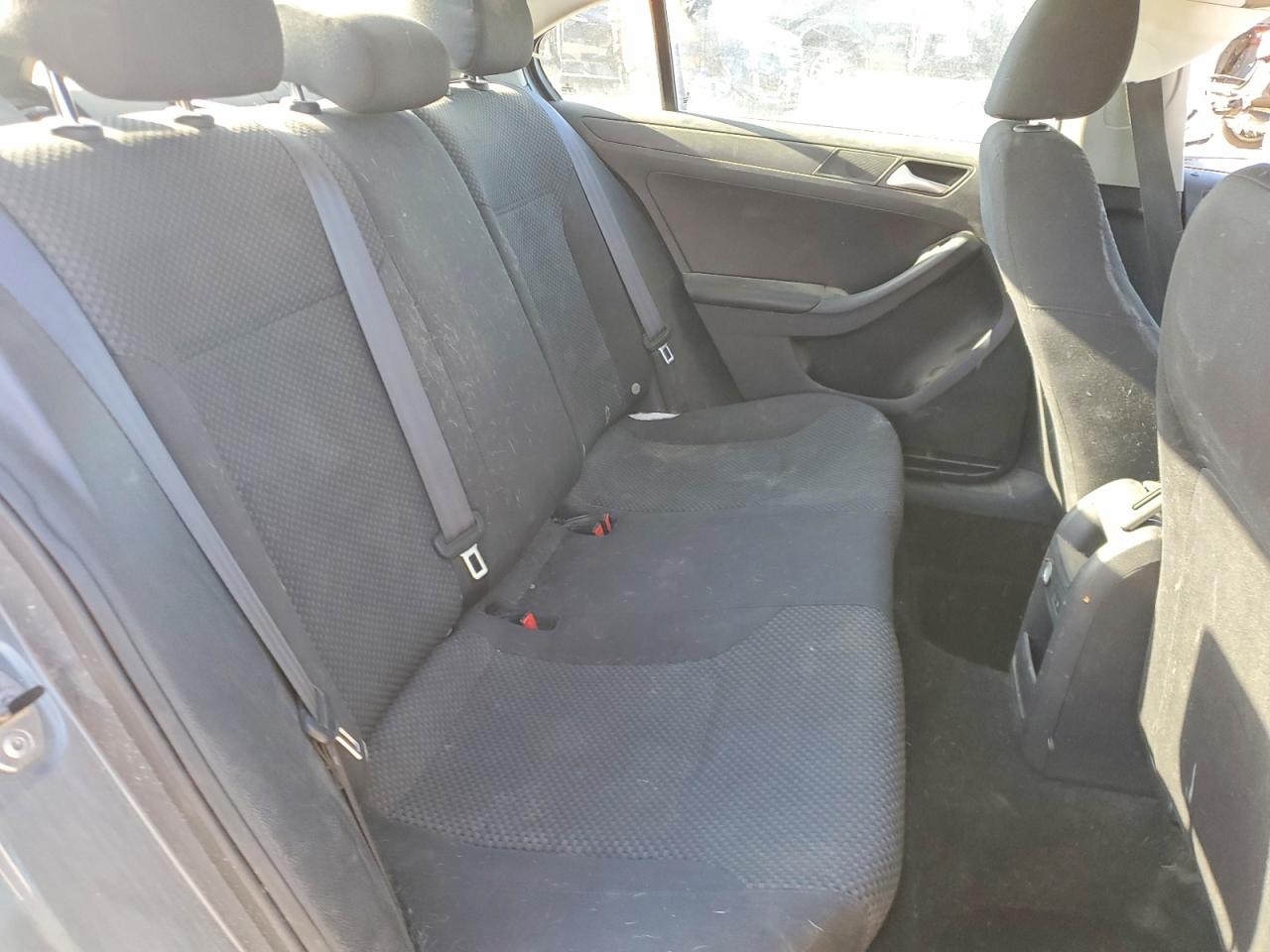 2014 VOLKSWAGEN JETTA BASE photo 10