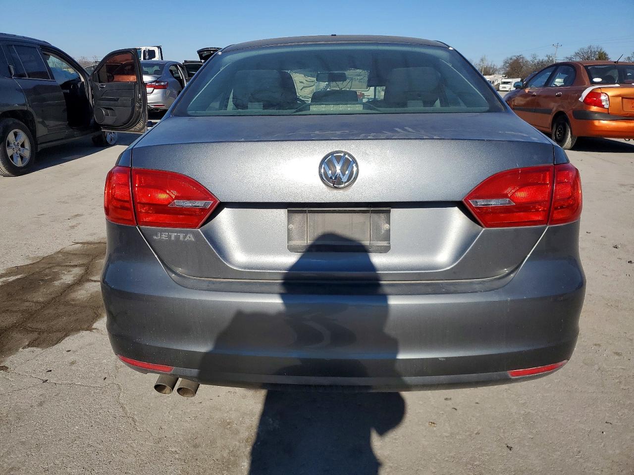2014 VOLKSWAGEN JETTA BASE photo 6