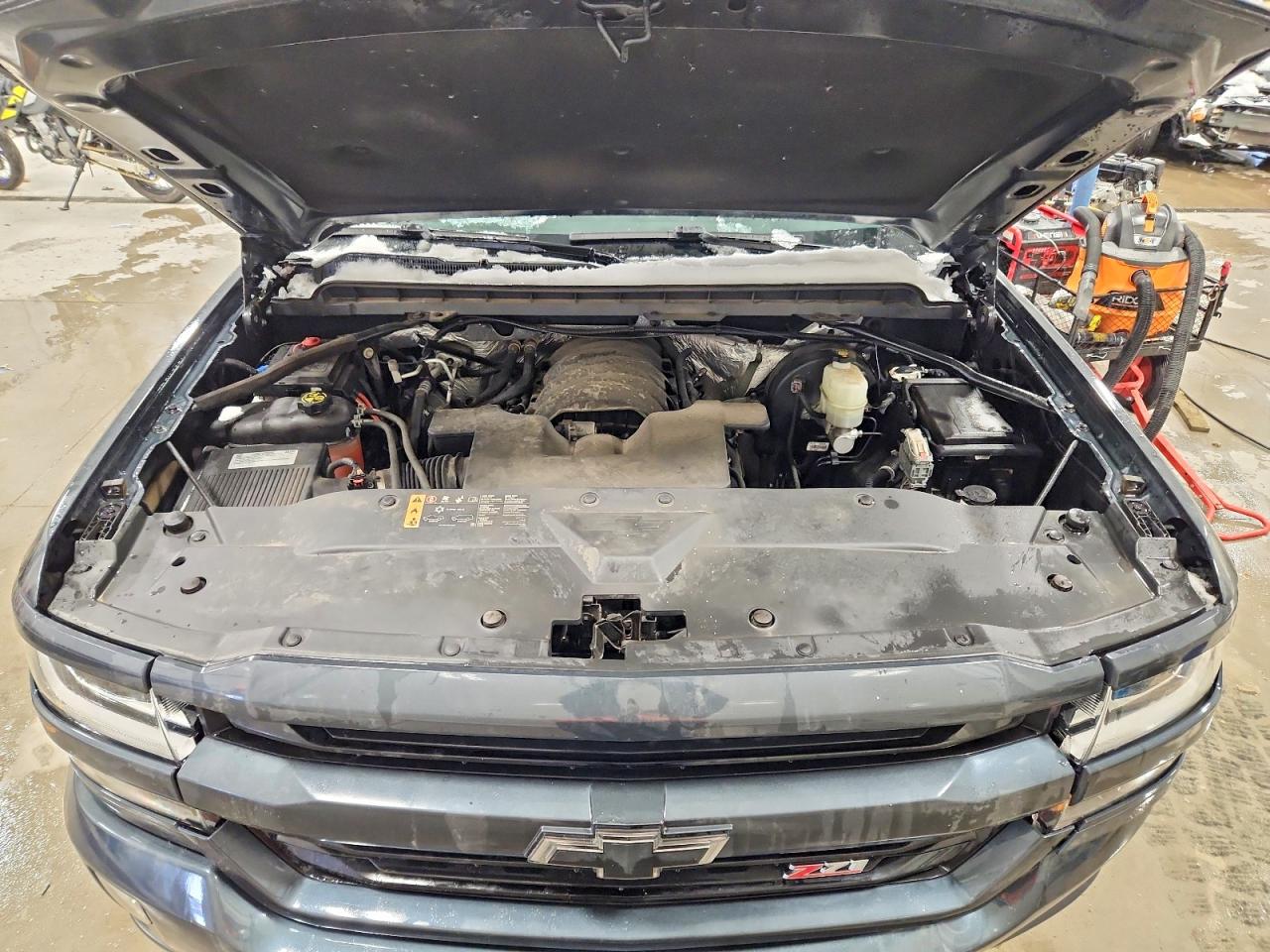 2017 CHEVROLET SILVERADO K1500 LT photo 11