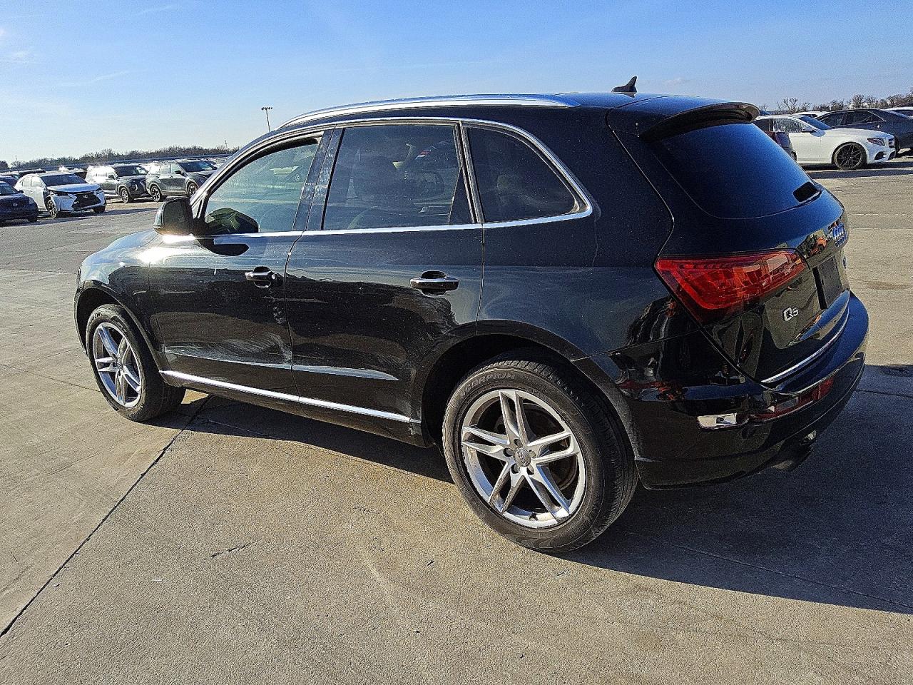 2017 AUDI Q5 PREMIUM photo 2