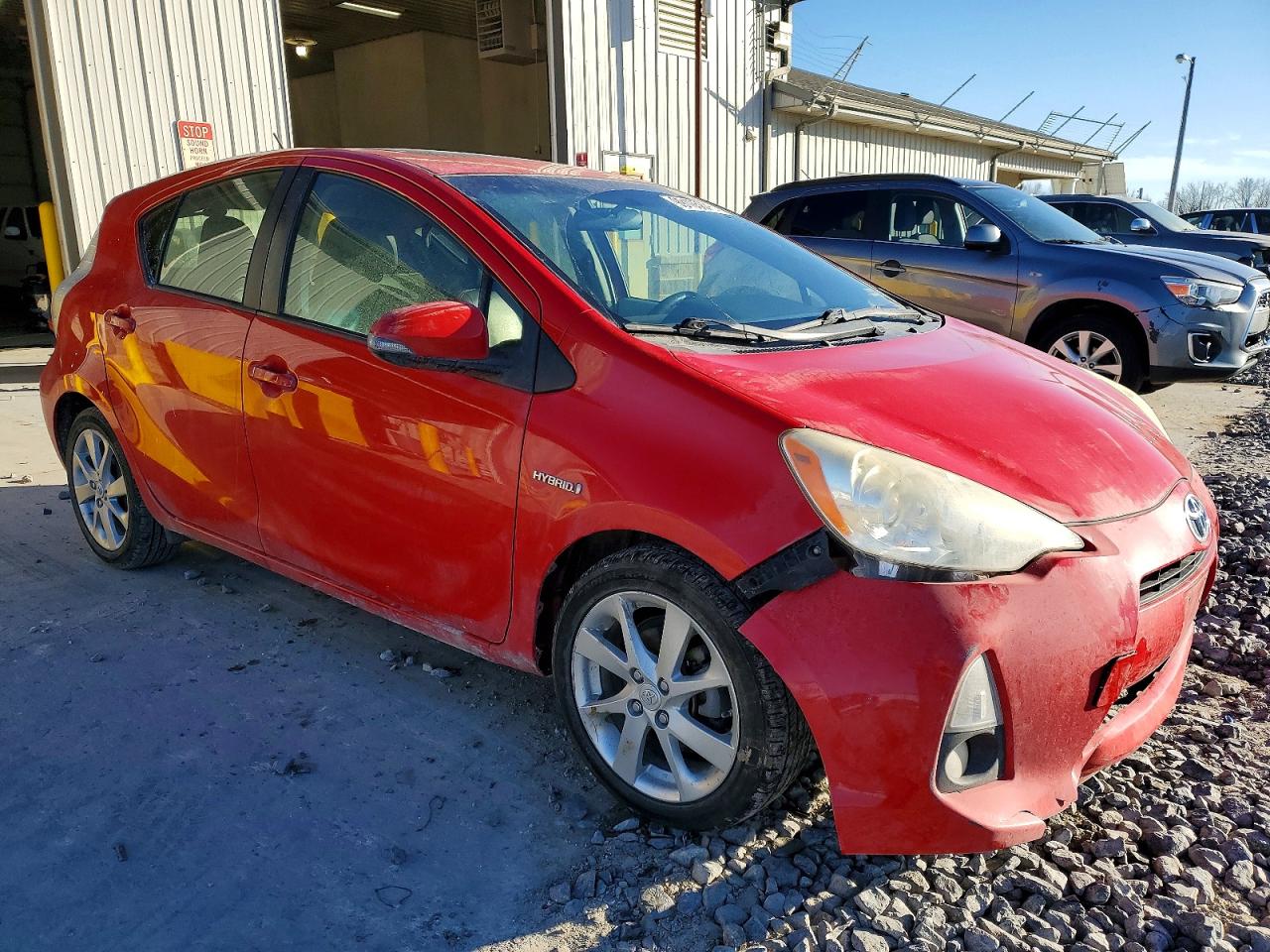 2012 TOYOTA PRIUS C photo 4