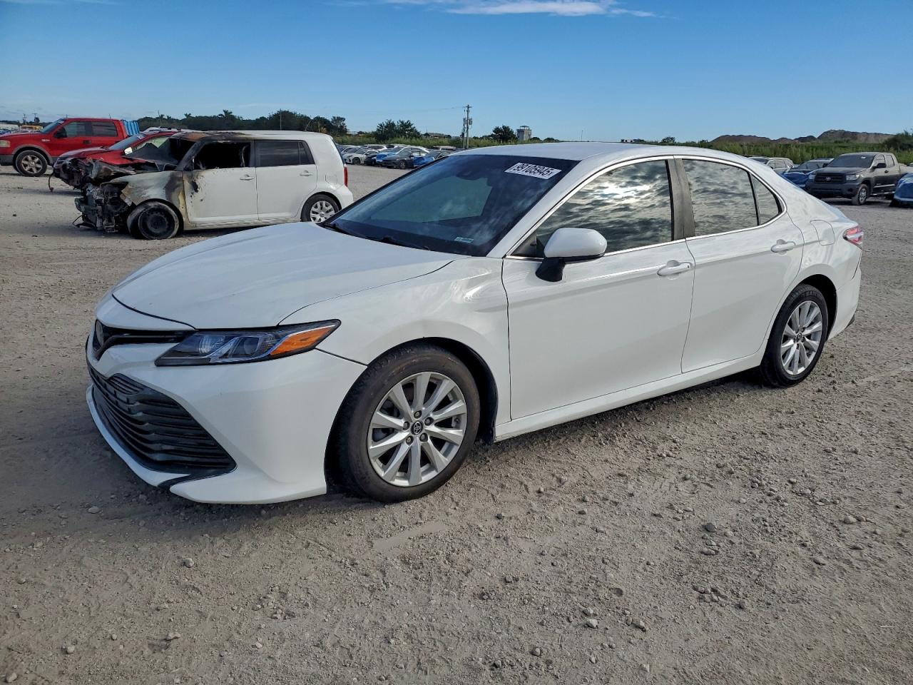 2018 TOYOTA CAMRY