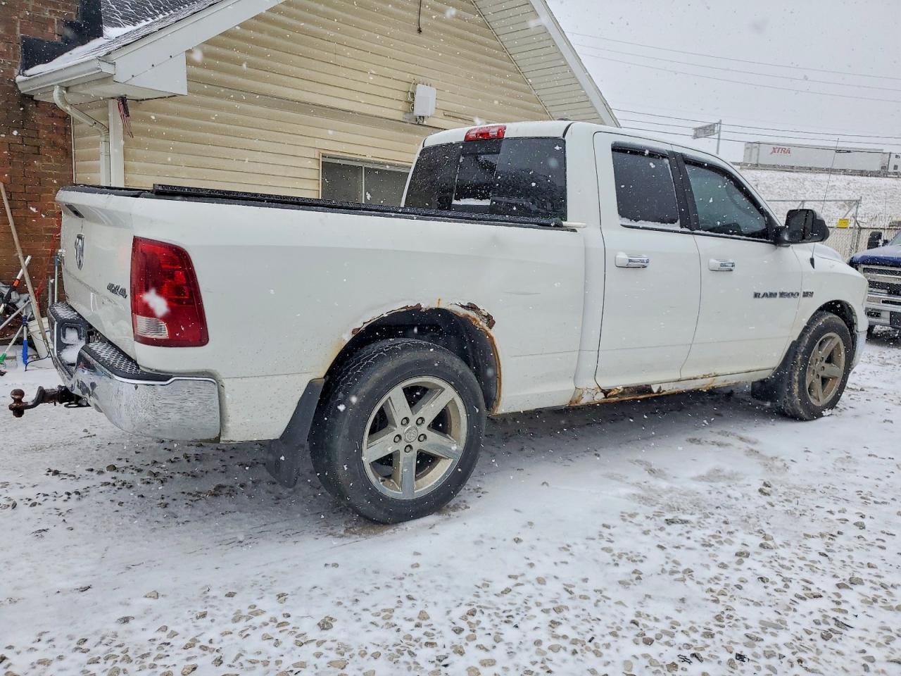 2011 DODGE RAM 1500 photo 3
