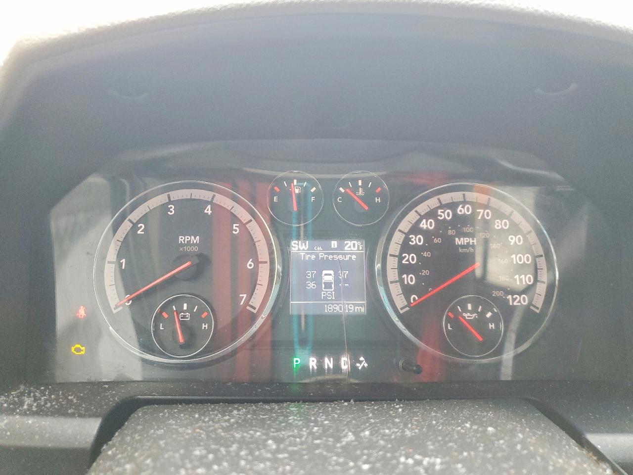2011 DODGE RAM 1500 photo 9