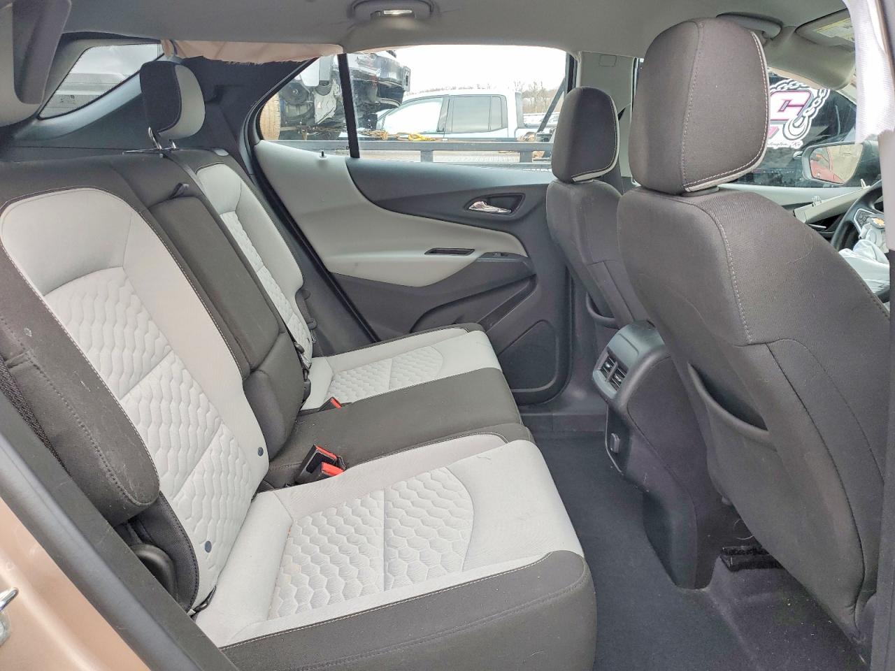 2018 CHEVROLET EQUINOX LS photo 11