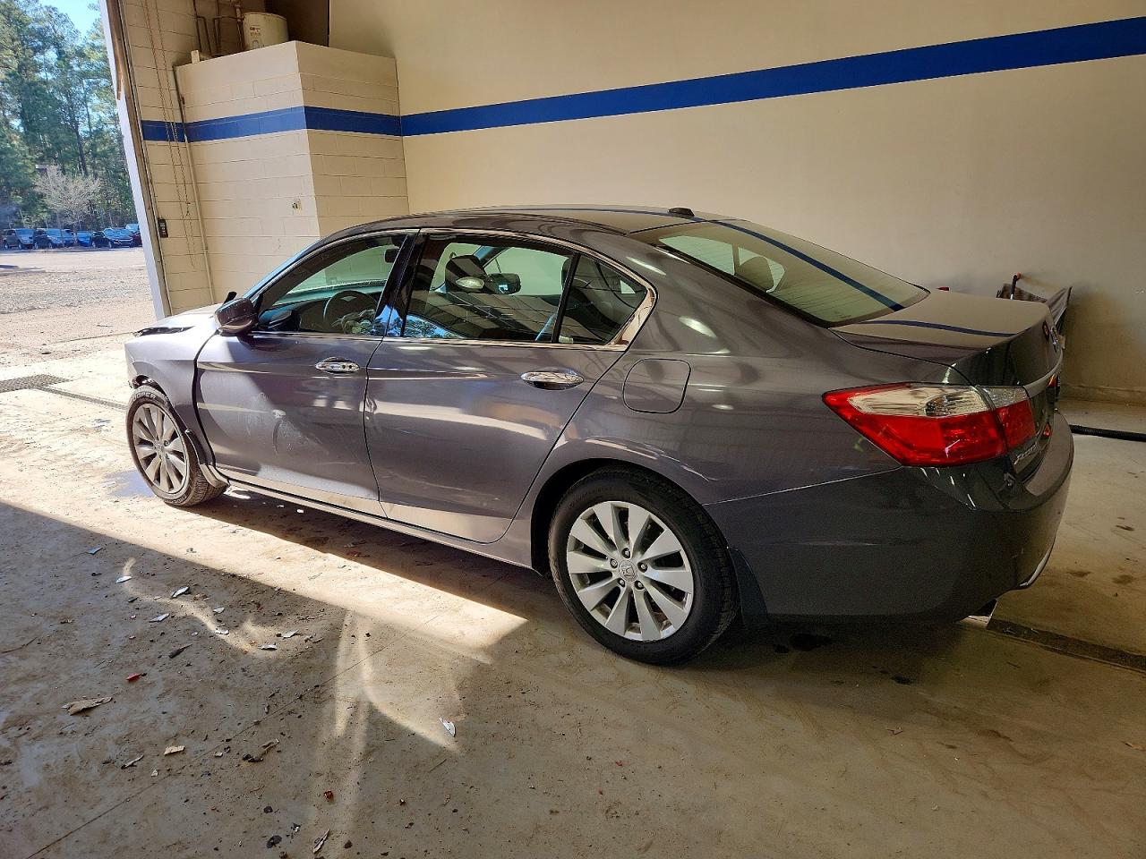 2013 HONDA ACCORD TOURING photo 2
