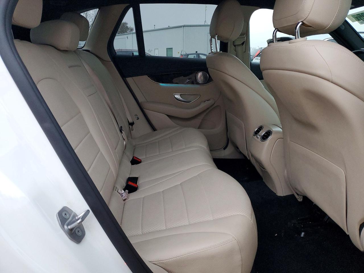 2017 MERCEDES-BENZ GLC 300 4MATIC photo 11