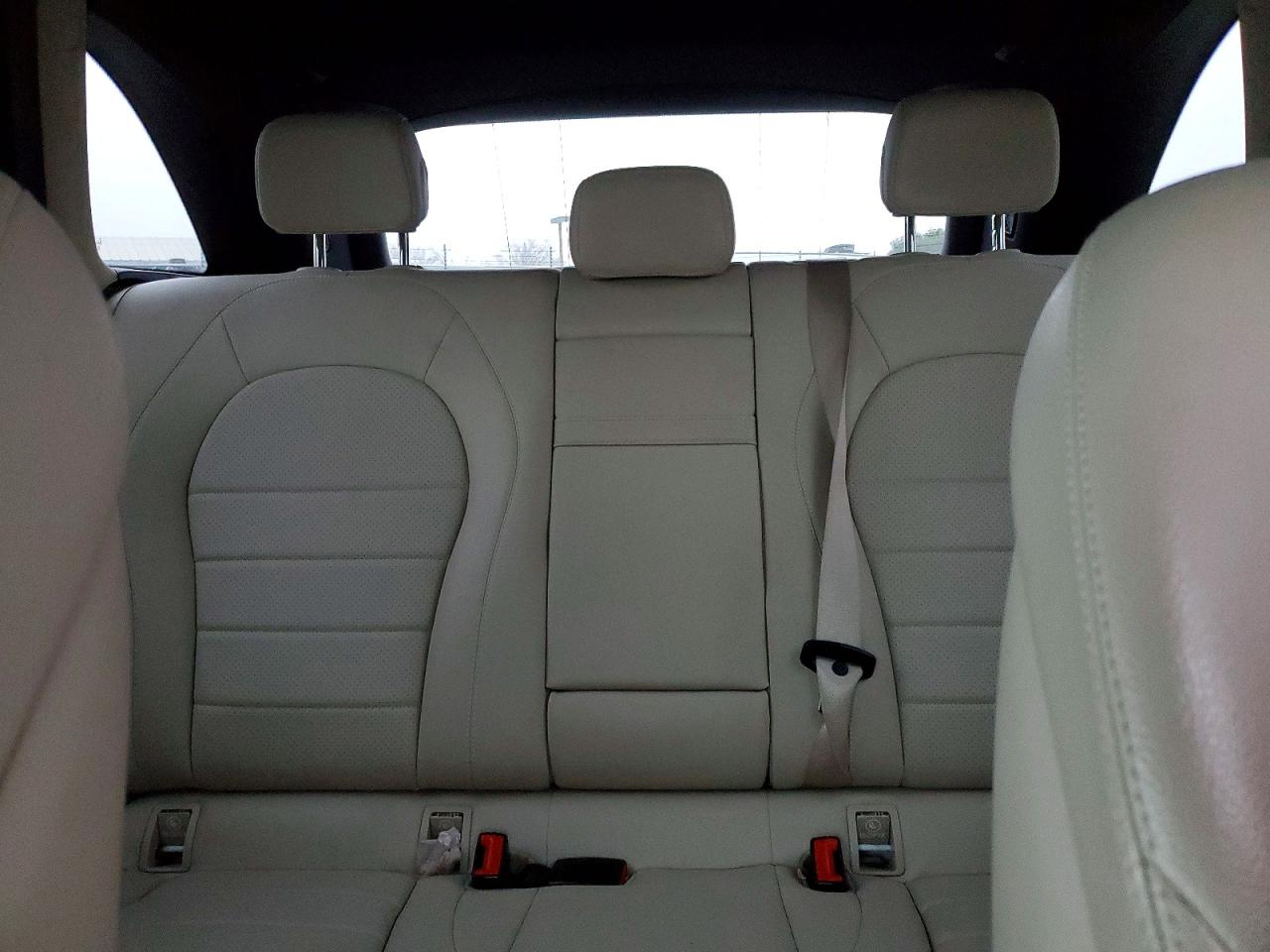 2017 MERCEDES-BENZ GLC 300 4MATIC photo 10