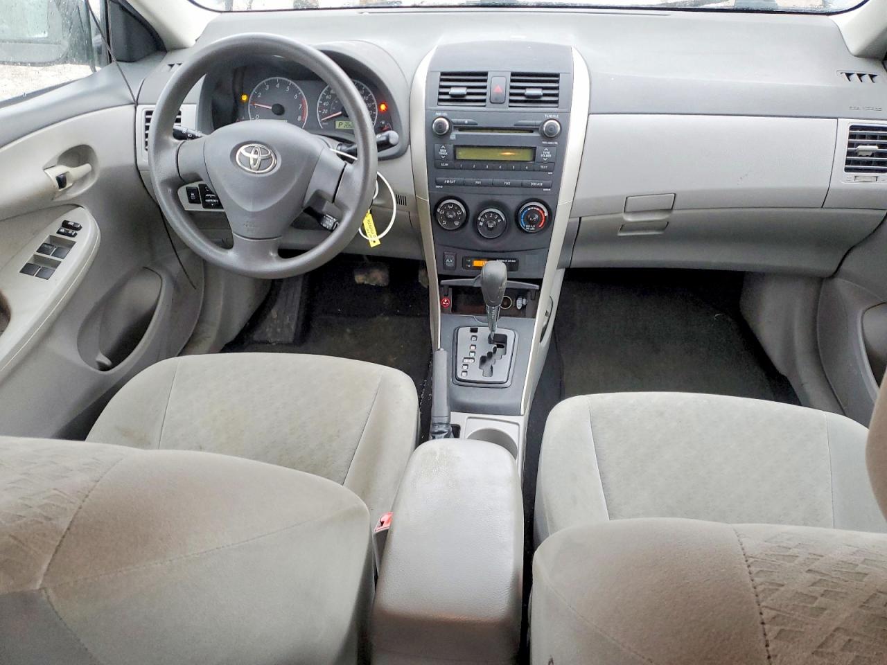 2010 TOYOTA COROLLA BASE photo 15